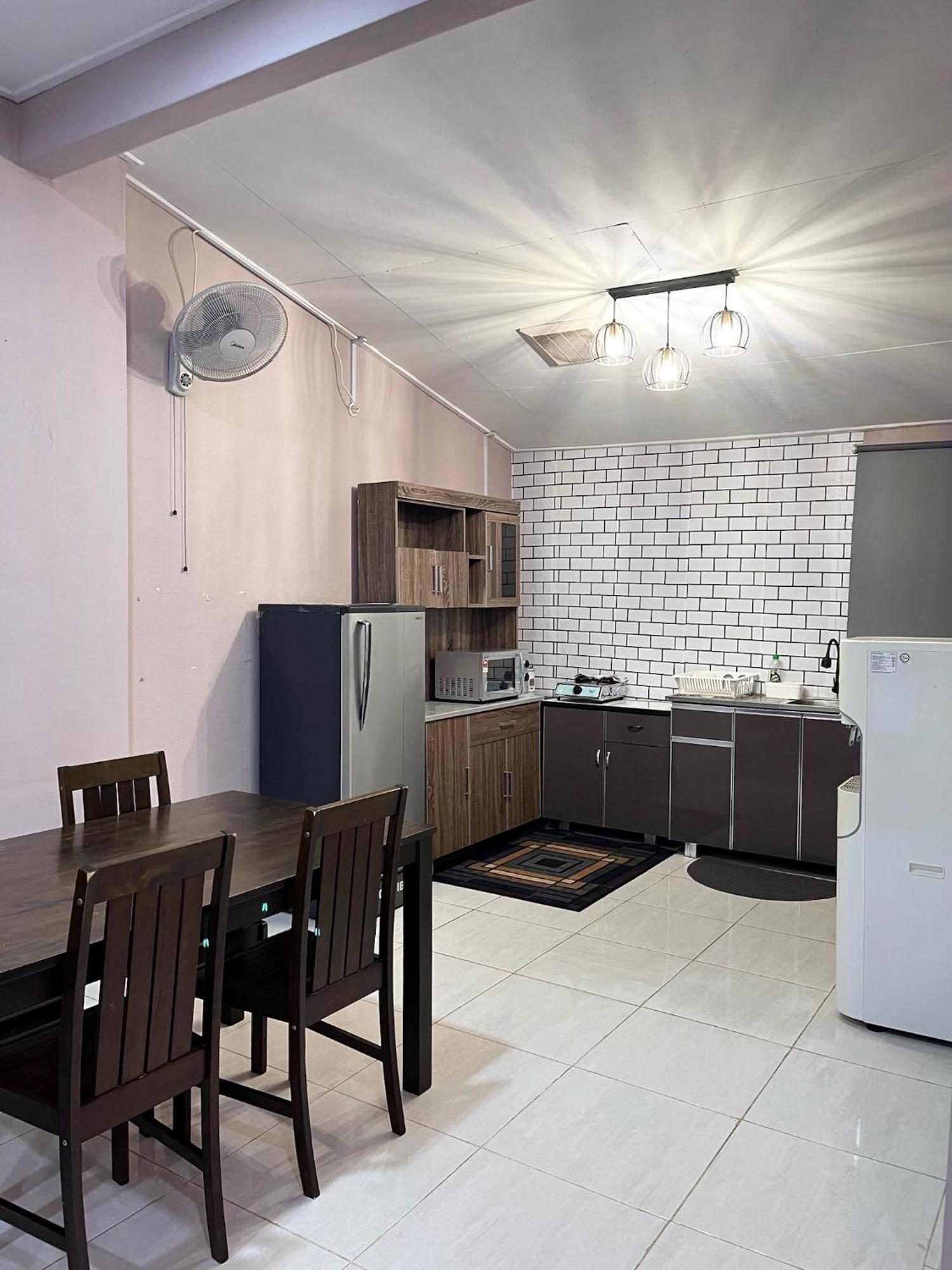 Aina Guest House Kota Bharu Dış mekan fotoğraf