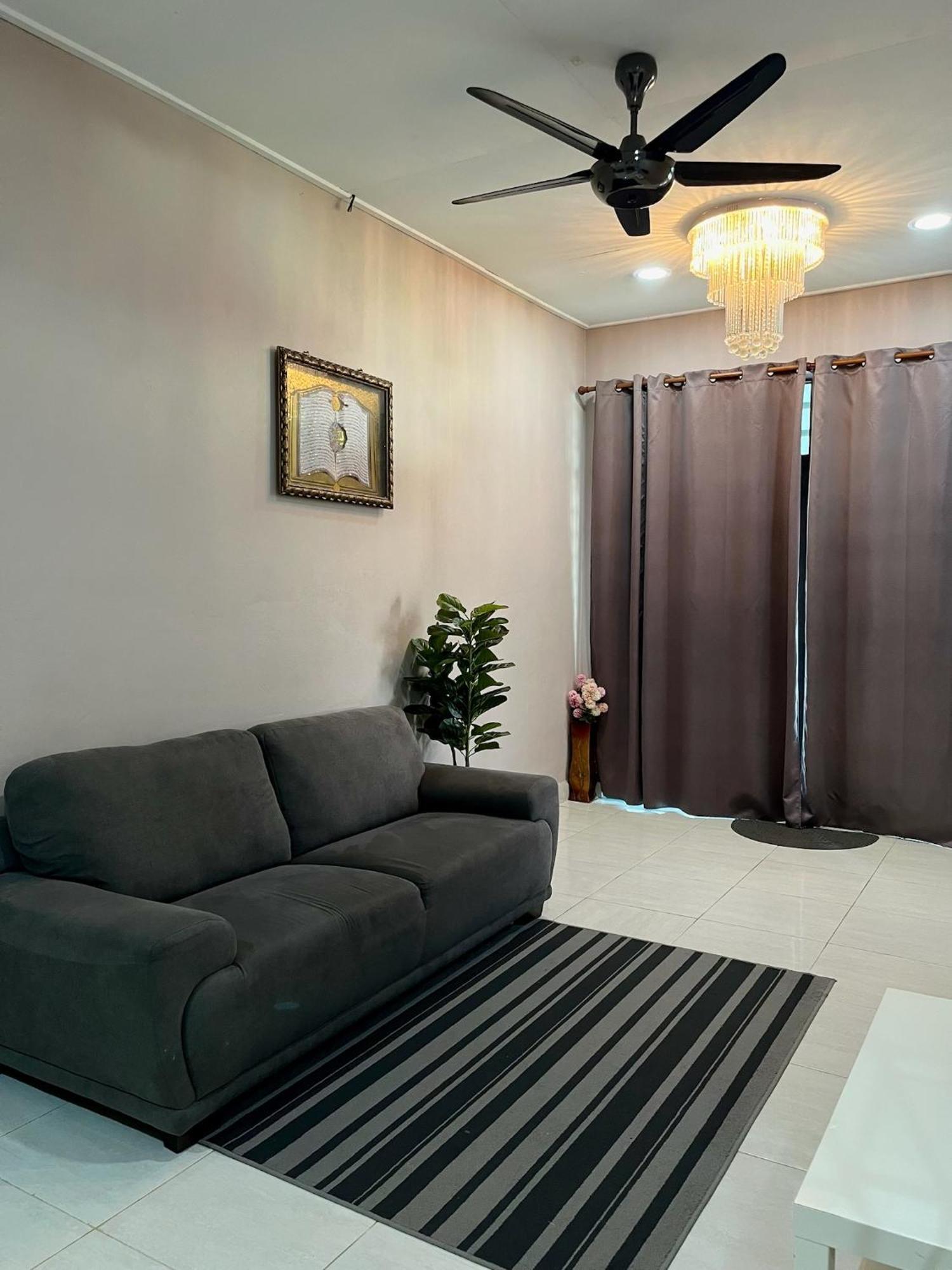 Aina Guest House Kota Bharu Dış mekan fotoğraf
